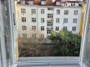Pronájem bytu 1+kk, Praha - Žižkov, Žerotínova, 27 m2