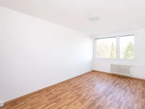 Prodej bytu 3+1, Praha - Kobylisy, Jelínkova, 63 m2