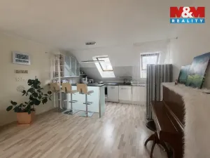 Pronájem bytu 4+1, Jinočany, Náměstí 5. května, 127 m2