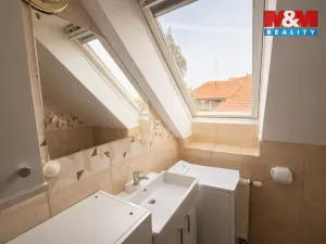 Pronájem bytu 1+kk, Jinočany, Náměstí 5. května, 19 m2