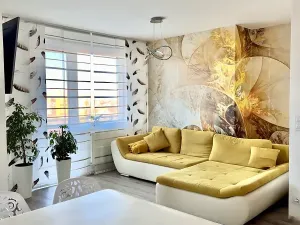 Pronájem bytu 4+kk, Praha - Strašnice, Zvěřinova, 117 m2