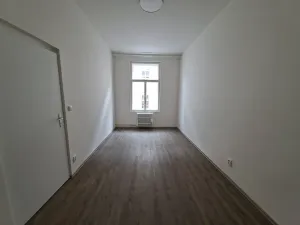 Pronájem bytu 2+1, Praha - Žižkov, Krásova, 44 m2