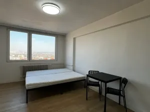 Pronájem bytu 1+kk, Praha - Radotín, Vrážská, 25 m2