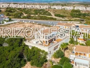 Prodej bytu 3+kk, Alicante, Španělsko, 65 m2