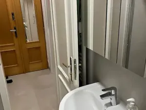 Pronájem bytu 2+kk, Praha - Žižkov, Jeseniova, 45 m2