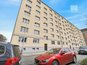 Prodej bytu 2+1, Praha - Libeň, náměstí Na Balabence, 53 m2