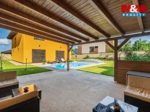 Prodej rodinného domu, Veleň - Mírovice, U Skalky, 229 m2