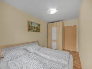 Prodej bytu 3+1, Teplice, U Hadích lázní, 73 m2