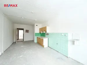 Prodej komerční nemovitosti, Kraslice, Palackého, 1800 m2