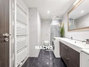 Pronájem bytu 1+1, Praha - Modřany, Karasova, 45 m2