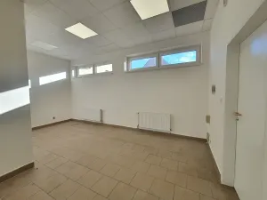 Pronájem obchodního prostoru, Frýdlant nad Ostravicí, Kadlčákova, 80 m2