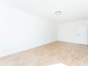 Prodej bytu 3+1, Praha - Malešice, Káranská, 76 m2