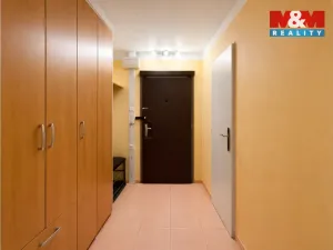 Prodej bytu 2+kk, Praha - Stodůlky, Běhounkova, 36 m2