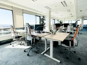 Pronájem kanceláře, Praha, Českomoravská, 300 m2