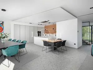 Prodej vily, Zadar, Chorvatsko, 790 m2