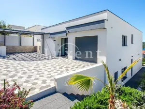 Prodej vily, Rogoznica, Chorvatsko, 280 m2