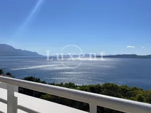 Prodej vily, Omiš, Chorvatsko, 298 m2