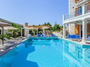 Prodej vily, Rogoznica, Chorvatsko, 420 m2