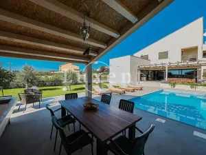 Prodej vily, Zadar, Chorvatsko, 343 m2