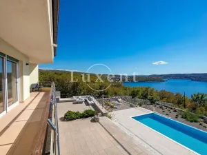 Prodej vily, Krk, Chorvatsko, 463 m2