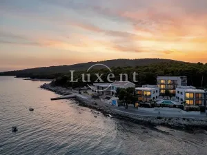 Prodej bytu 3+kk, Sućuraj, Chorvatsko, 220 m2