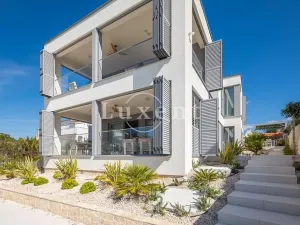 Prodej vily, Rogoznica, Chorvatsko, 675 m2