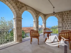 Prodej vily, Rijeka Reževići, Černá Hora, 400 m2