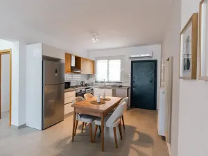 Prodej bytu 2+1, Agios Amvrosios Keryneias, Kypr, 78 m2