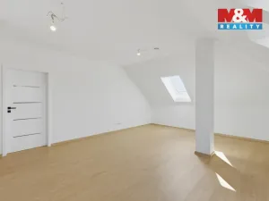 Prodej bytu 2+kk, Řevničov, Karlovarská, 77 m2