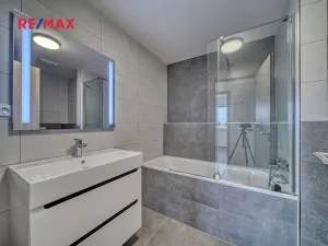 Pronájem bytu 2+kk, Nymburk, Bobnická, 52 m2