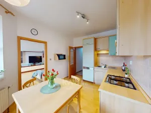 Pronájem bytu 3+1, Praha - Šeberov, Pod vsí, 81 m2