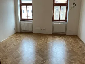 Pronájem bytu 3+1, Praha - Radotín, Horymírovo náměstí, 94 m2