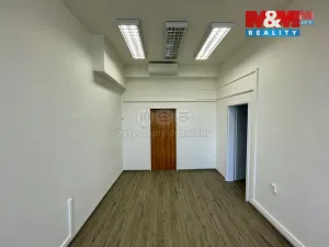 Pronájem obchodního prostoru, Praha - Nové Město, Karlovo náměstí, 26 m2