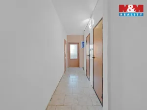 Prodej bytu 3+1, Ústí nad Labem - Mojžíř, Peškova, 66 m2