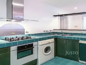 Pronájem bytu 3+1, Praha - Nové Město, Odborů, 96 m2