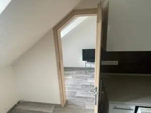 Pronájem bytu 2+1, Karlovy Vary, Moskevská, 60 m2