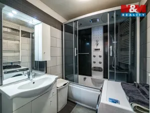 Pronájem rodinného domu, Šindelová, 105 m2