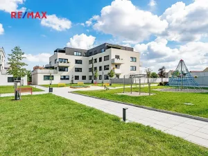Prodej bytu 3+kk, Horoměřice, Karla IV., 80 m2