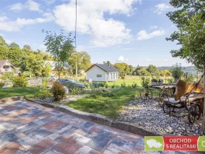 Prodej rodinného domu, Kamenice - Ládeves, 142 m2