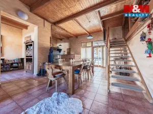 Prodej rodinného domu, Pluhův Žďár, 300 m2