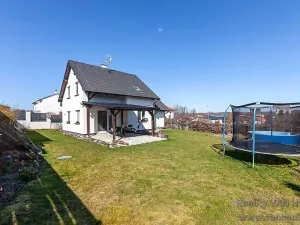Prodej rodinného domu, Milovice, Zahradní, 95 m2
