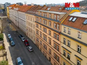 Prodej bytu 1+kk, Praha - Smíchov, Grafická, 41 m2