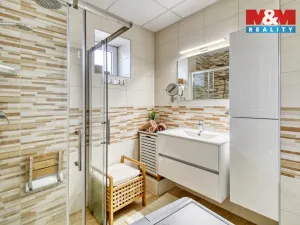 Prodej bytu 2+1, Lom, Československé armády, 76 m2