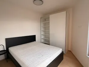 Pronájem bytu 1+kk, Praha - Strašnice, Michelangelova, 37 m2