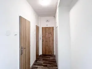 Pronájem bytu 2+1, Klášterec nad Ohří, Václava Řezáče, 55 m2