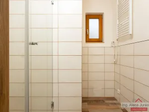 Pronájem bytu 1+1, Praha - Velká Chuchle, Nad Libří, 55 m2