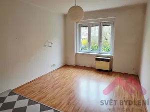 Pronájem bytu 1+kk, Praha - Nusle, Spolupráce, 31 m2