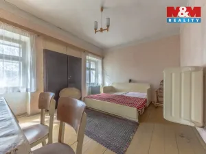 Prodej rodinného domu, Křinec, Dr. Chmelaře, 200 m2