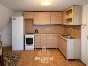 Pronájem bytu 2+1, Číhalín, 70 m2