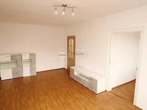 Pronájem bytu 3+1, Praha - Motol, Hennerova, 75 m2